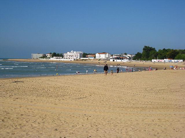 La tranche-sur-mer/immobilier/CENTURY21 Cote de lumière/la tranche sur mer plage centrale