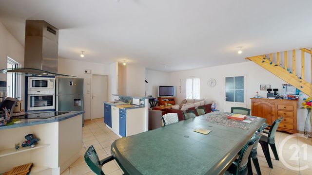 maison à vendre - 6 pièces - 103.5 m2 - LA TRANCHE SUR MER - 85 - PAYS-DE-LOIRE - Century 21 Côte De Lumière maison à vendre - 6 pièces - 103.5 m2 - LA TRANCHE SUR MER - 85 - PAYS-DE-LOIRE - Century 21 Côte De Lumière