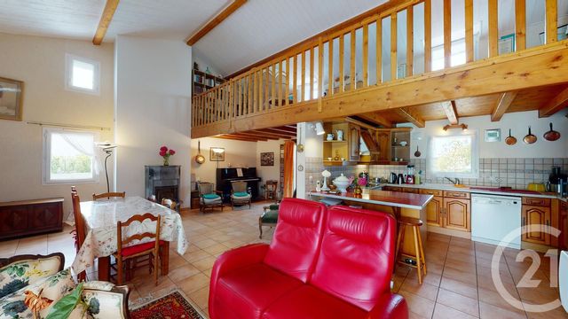 Afficher la photo en grand maison à vendre - 6 pièces - 171.1 m2 - LA TRANCHE SUR MER - 85 - PAYS-DE-LOIRE - Century 21 Côte De Lumière
