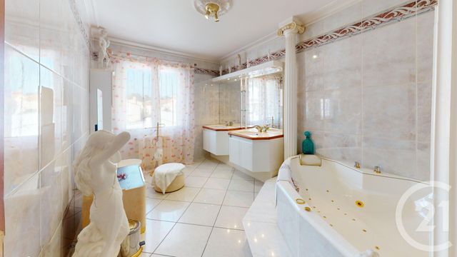 maison à vendre - 5 pièces - 112.67 m2 - LA TRANCHE SUR MER - 85 - PAYS-DE-LOIRE - Century 21 Côte De Lumière
