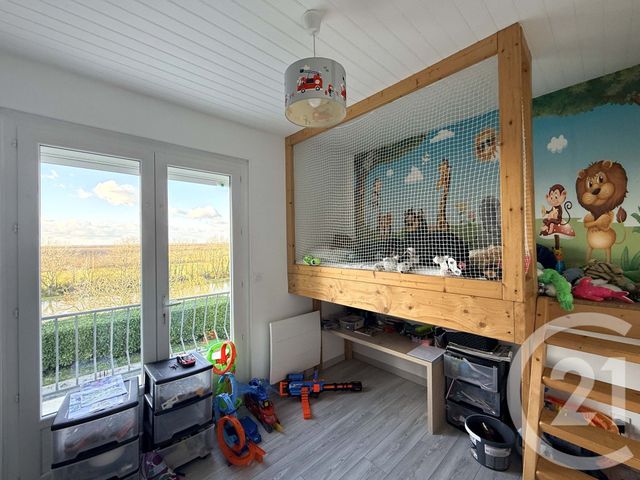 maison à vendre - 7 pièces - 134.0 m2 - ST MICHEL EN L HERM - 85 - PAYS-DE-LOIRE - Century 21 Côte De Lumière