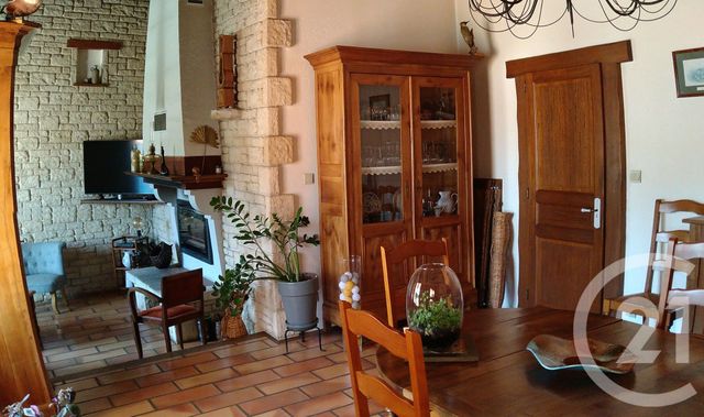 maison à vendre - 7 pièces - 132.87 m2 - ST BENOIST SUR MER - 85 - PAYS-DE-LOIRE - Century 21 Côte De Lumière