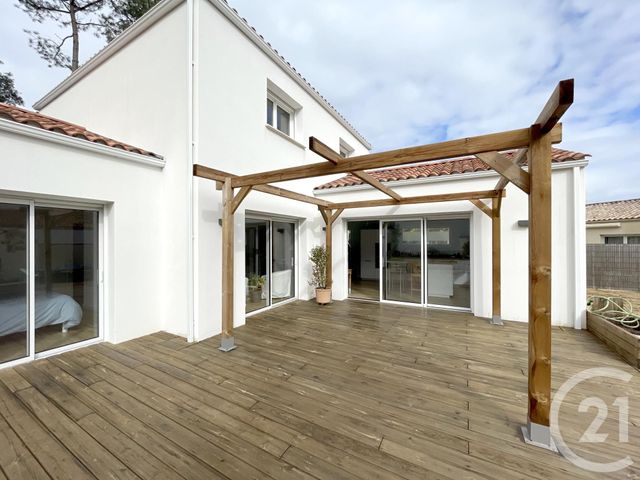 maison à vendre - 6 pièces - 147.25 m2 - LA TRANCHE SUR MER - 85 - PAYS-DE-LOIRE - Century 21 Côte De Lumière