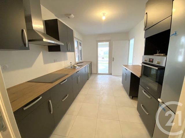 maison à louer - 6 pièces - 129.08 m2 - ST BENOIST SUR MER - 85 - PAYS-DE-LOIRE - Century 21 Côte De Lumière