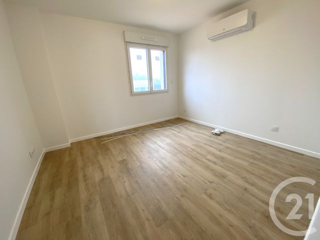 maison à louer - 6 pièces - 129.08 m2 - ST BENOIST SUR MER - 85 - PAYS-DE-LOIRE - Century 21 Côte De Lumière