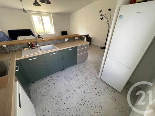 maison à louer - 3 pièces - 63.0 m2 - ST MICHEL EN L HERM - 85 - PAYS-DE-LOIRE - Century 21 Côte De Lumière