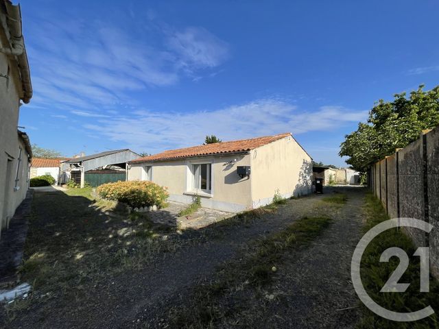 maison à louer - 3 pièces - 63.0 m2 - ST MICHEL EN L HERM - 85 - PAYS-DE-LOIRE - Century 21 Côte De Lumière