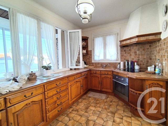 maison à vendre - 7 pièces - 162.57 m2 - LA TRANCHE SUR MER - 85 - PAYS-DE-LOIRE - Century 21 Côte De Lumière