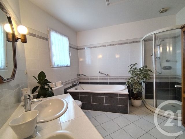 maison à vendre - 7 pièces - 162.57 m2 - LA TRANCHE SUR MER - 85 - PAYS-DE-LOIRE - Century 21 Côte De Lumière