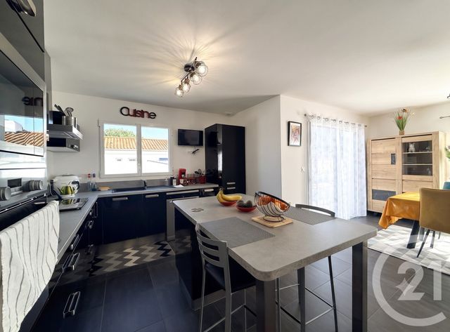 maison à vendre - 6 pièces - 118.78 m2 - LA TRANCHE SUR MER - 85 - PAYS-DE-LOIRE - Century 21 Côte De Lumière