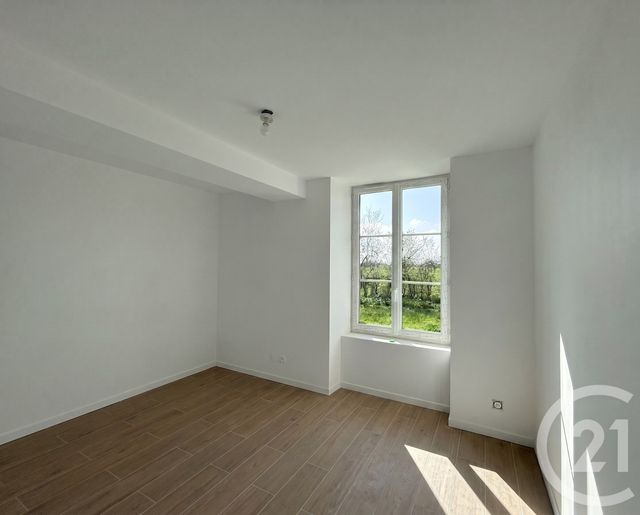 maison à louer - 6 pièces - 126.0 m2 - ST DENIS DU PAYRE - 85 - PAYS-DE-LOIRE - Century 21 Côte De Lumière