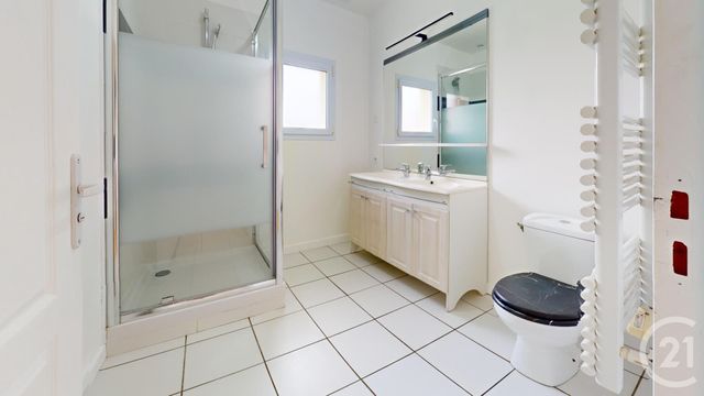 Appartement T4 à vendre - 4 pièces - 99.61 m2 - ANGLES - 85 - PAYS-DE-LOIRE - Century 21 Côte De Lumière