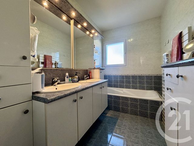 maison à vendre - 6 pièces - 147.0 m2 - LA TRANCHE SUR MER - 85 - PAYS-DE-LOIRE - Century 21 Côte De Lumière